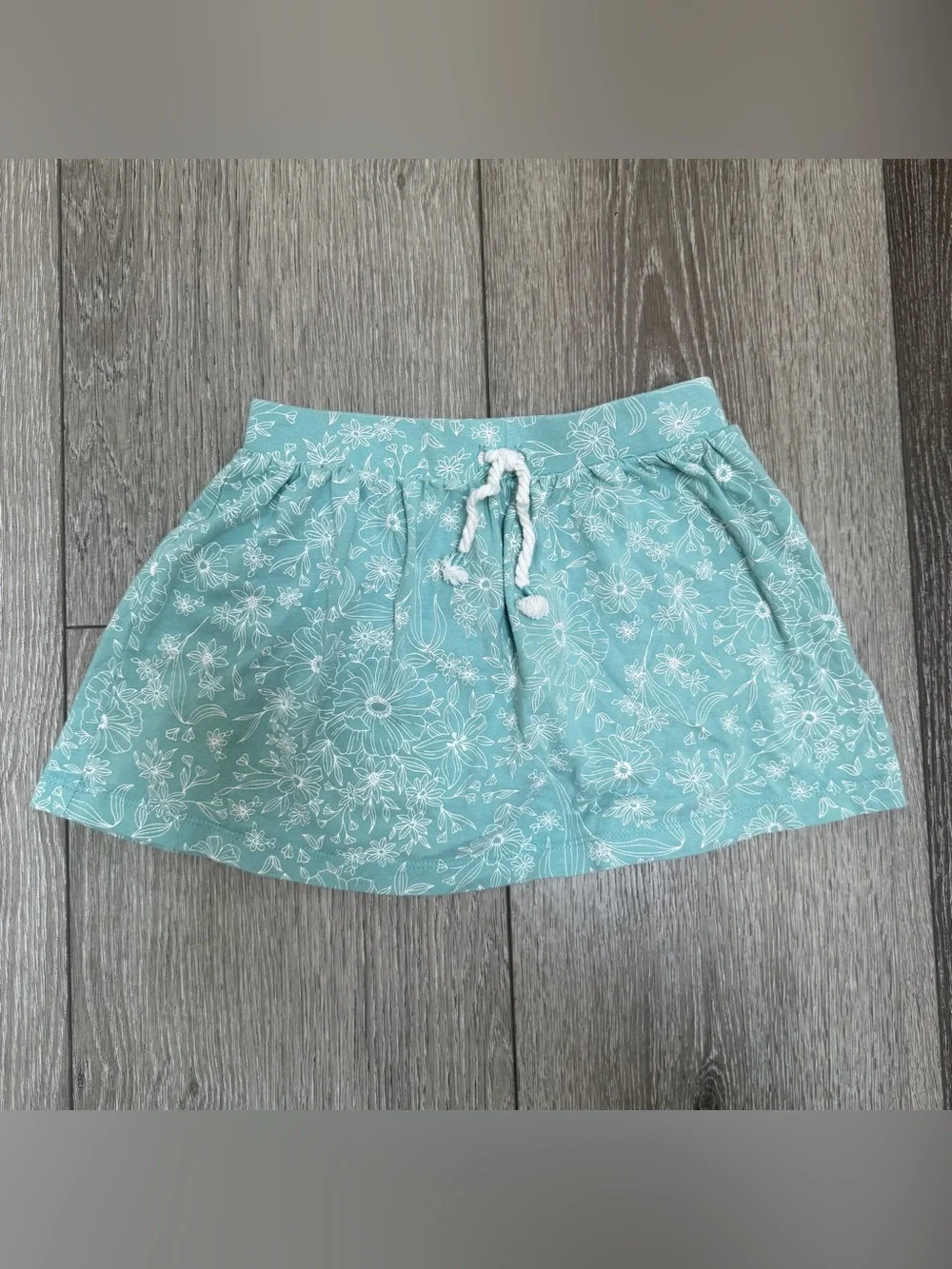OSHKOSH PULL ON ELASTIC WAISTBAND SKORT TEAL WHITE FLORAL 5T